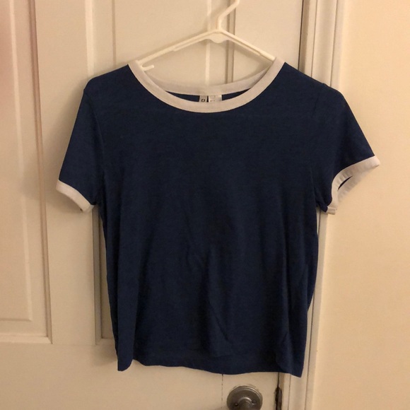 H&M basic tees - Picture 3 of 4